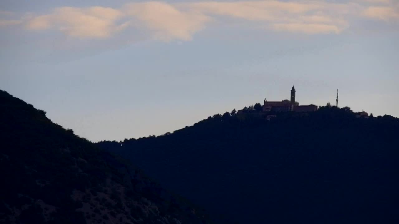 Nova Gorica e Gorizia: Panorama Mozzafiato dal Convento Francescano di Castagnevizza