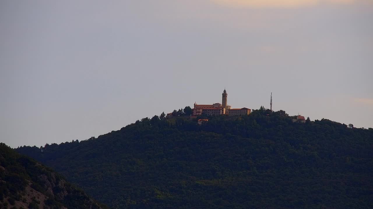 Nova Gorica und Görz: Atemberaubende Aussicht vom Franziskanerkloster Kostanjevica