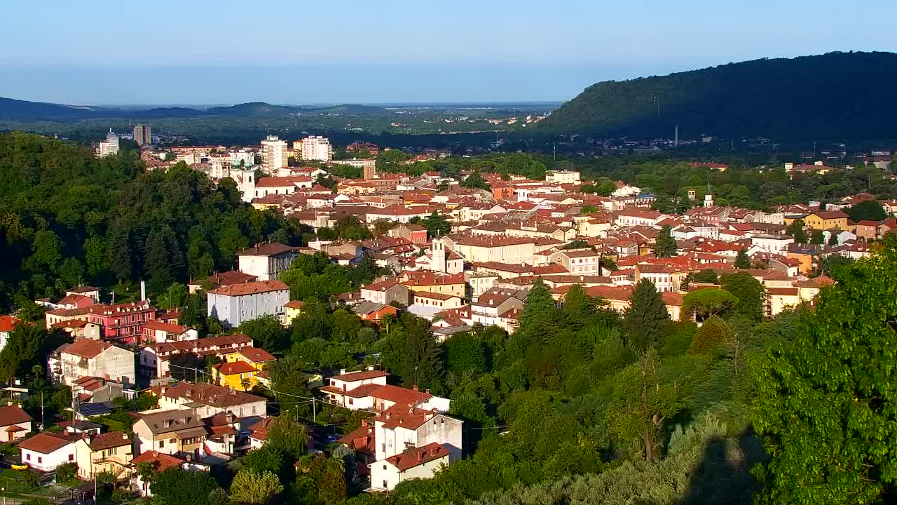 Nova Gorica und Görz: Atemberaubende Aussicht vom Franziskanerkloster Kostanjevica