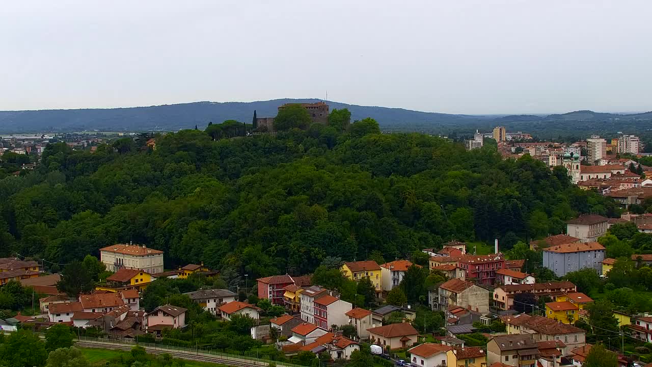 Nova Gorica e Gorizia: Panorama Mozzafiato dal Convento Francescano di Castagnevizza