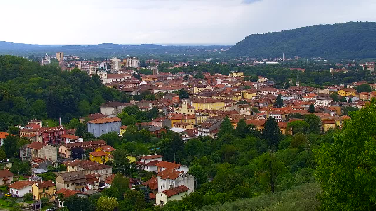 Nova Gorica i Gorica: Prekrasan Pogled iz Franjevačkog Samostana Kostanjevica