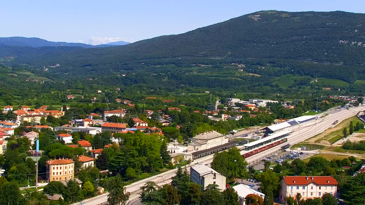 Nova Gorica e Gorizia: Panorama Mozzafiato dal Convento Francescano di Castagnevizza