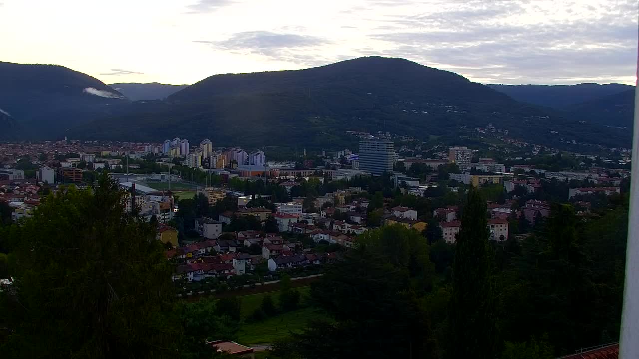 Nova Gorica in Gorica: Čudovit Razgled iz Frančiškanskega Samostana Kostanjevica