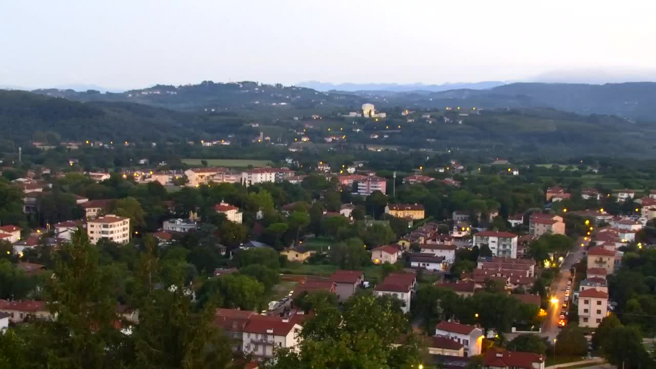 Nova Gorica und Görz: Atemberaubende Aussicht vom Franziskanerkloster Kostanjevica