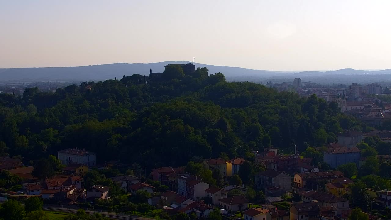Nova Gorica y Gorizia: Impresionantes Vistas desde el Monasterio Franciscano de Kostanjevica