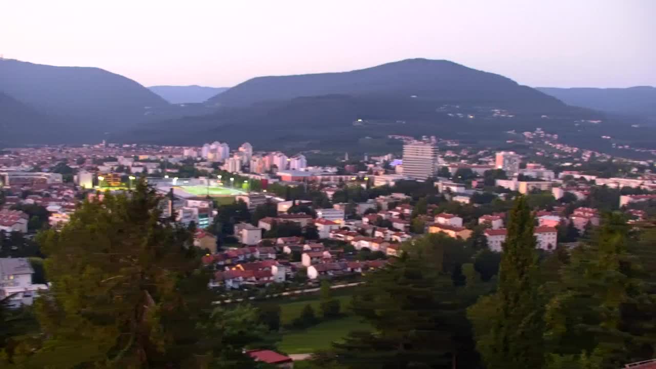 Nova Gorica y Gorizia: Impresionantes Vistas desde el Monasterio Franciscano de Kostanjevica