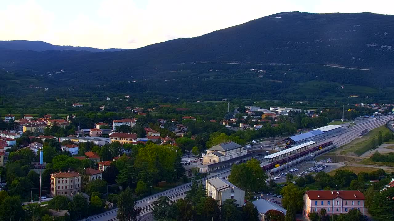 Nova Gorica i Gorica: Prekrasan Pogled iz Franjevačkog Samostana Kostanjevica