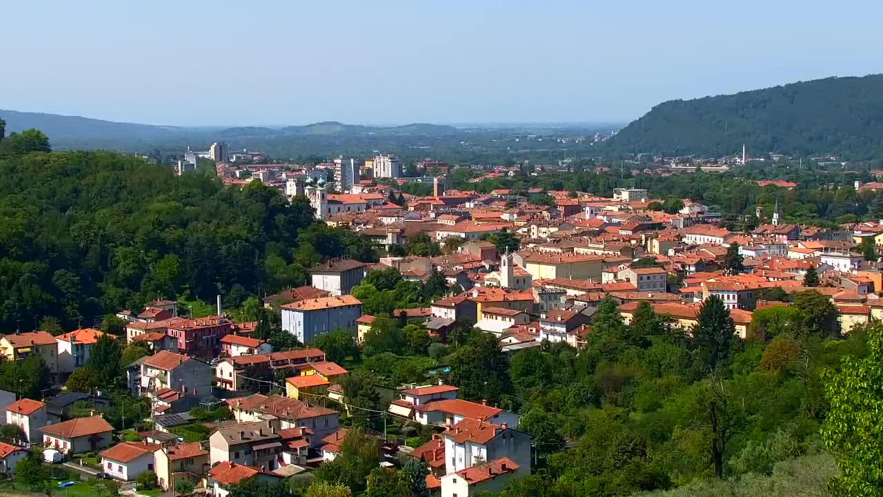 Nova Gorica e Gorizia: Panorama Mozzafiato dal Convento Francescano di Castagnevizza