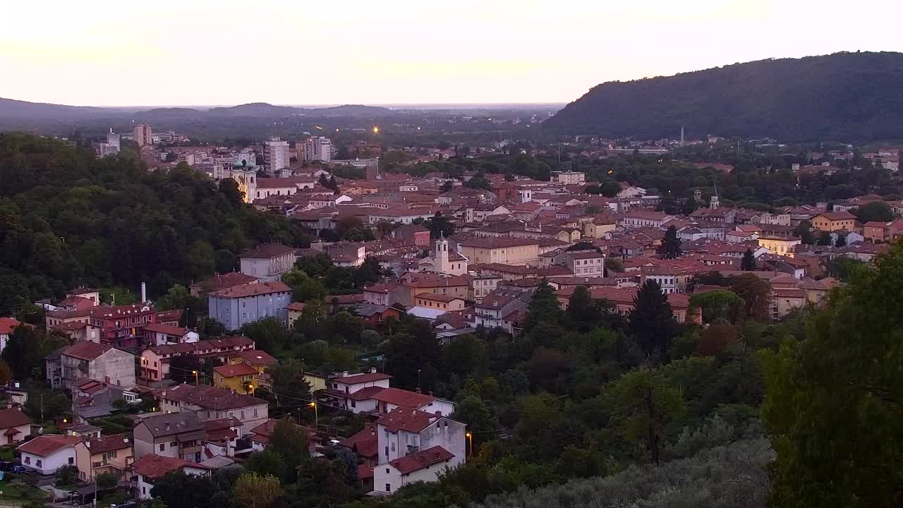 Nova Gorica et Gorizia : Vue Imprenable depuis le Monastère Franciscain de Kostanjevica