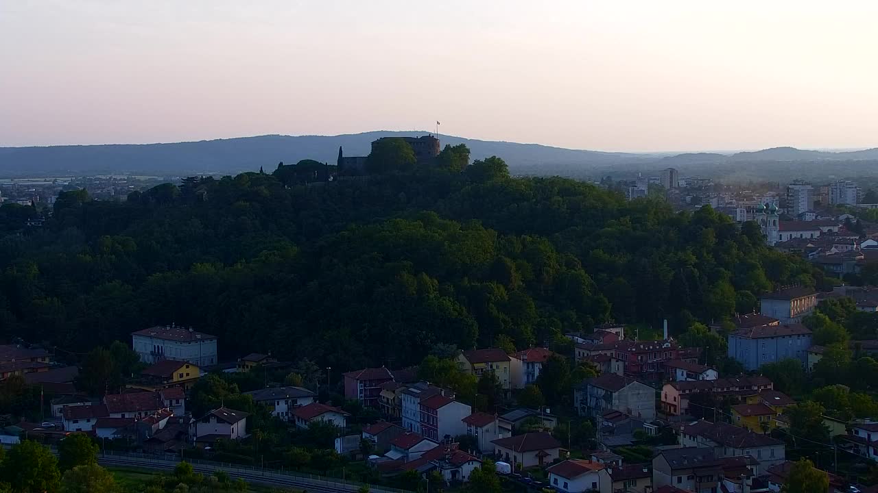 Nova Gorica y Gorizia: Impresionantes Vistas desde el Monasterio Franciscano de Kostanjevica