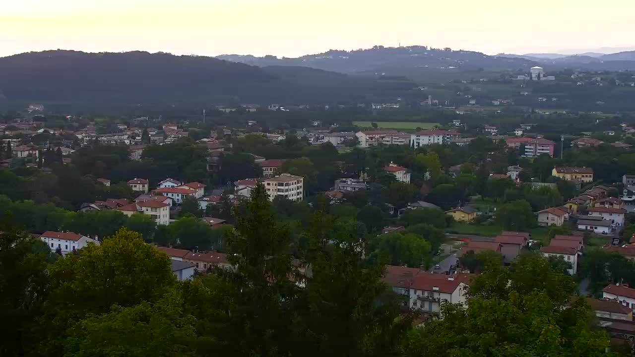 Nova Gorica und Görz: Atemberaubende Aussicht vom Franziskanerkloster Kostanjevica