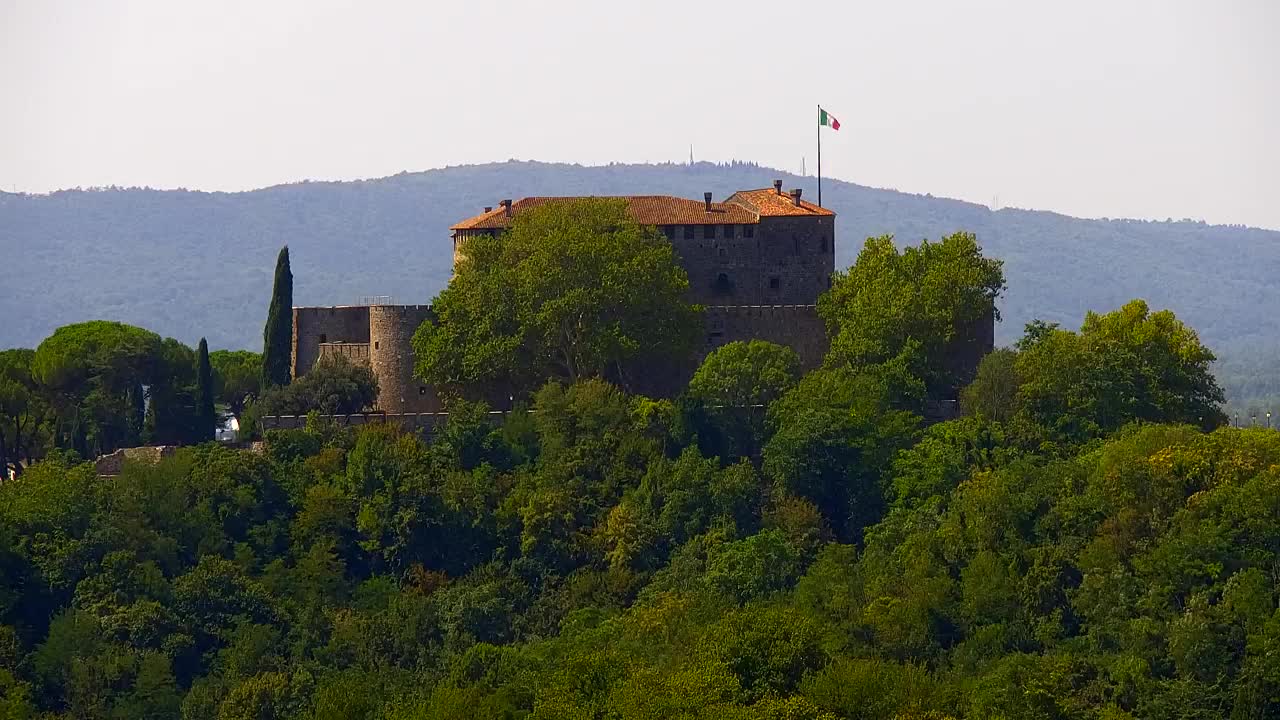 Nova Gorica y Gorizia: Impresionantes Vistas desde el Monasterio Franciscano de Kostanjevica