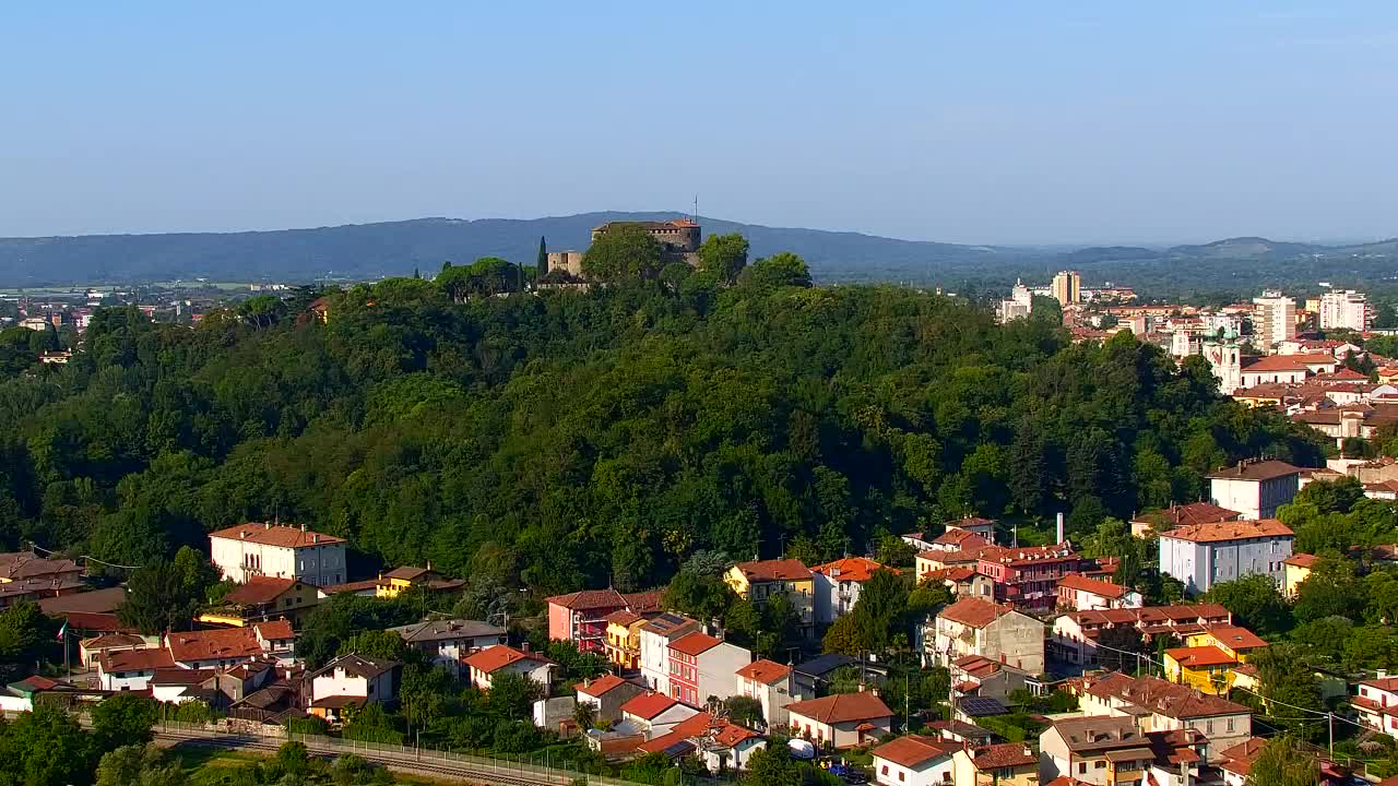 Nova Gorica y Gorizia: Impresionantes Vistas desde el Monasterio Franciscano de Kostanjevica