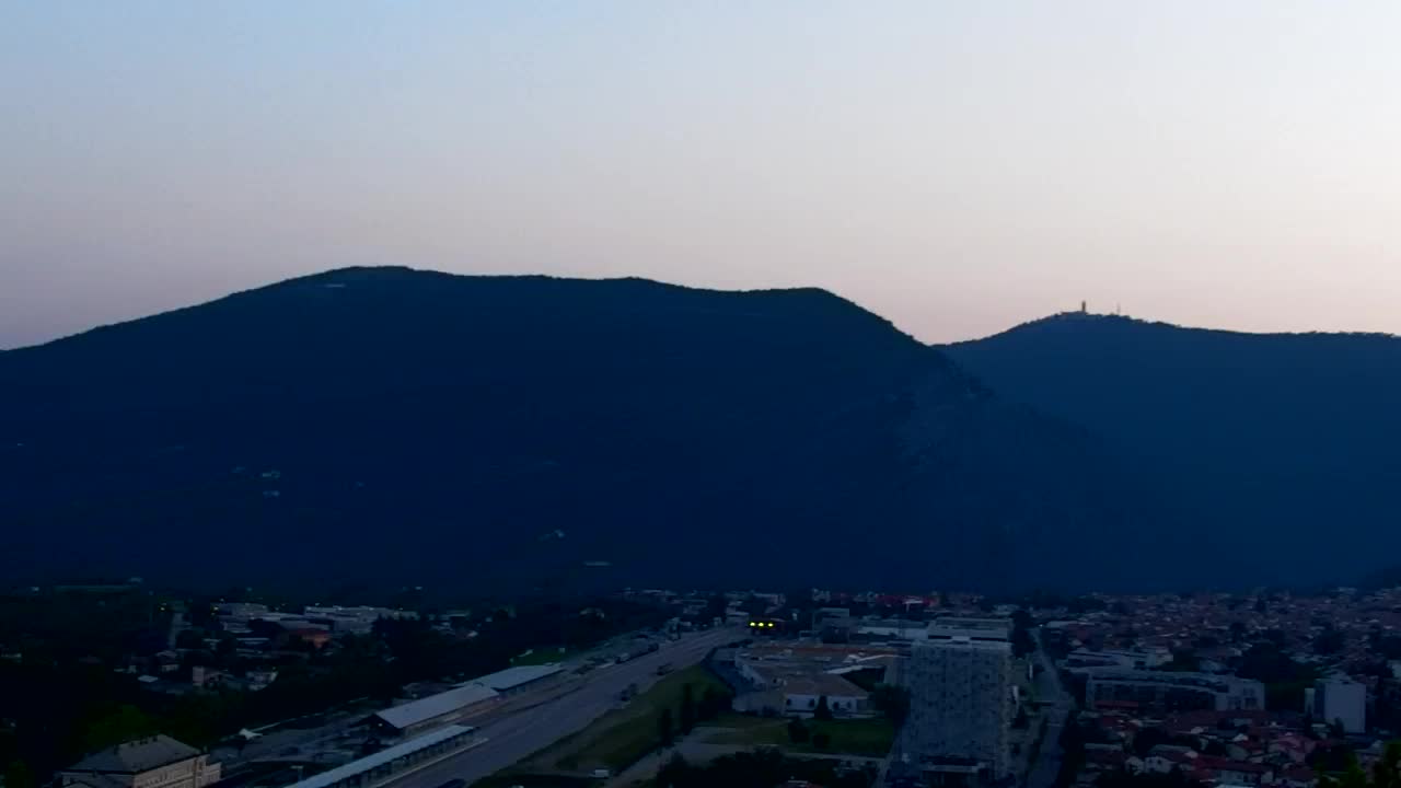 Nova Gorica e Gorizia: Panorama Mozzafiato dal Convento Francescano di Castagnevizza