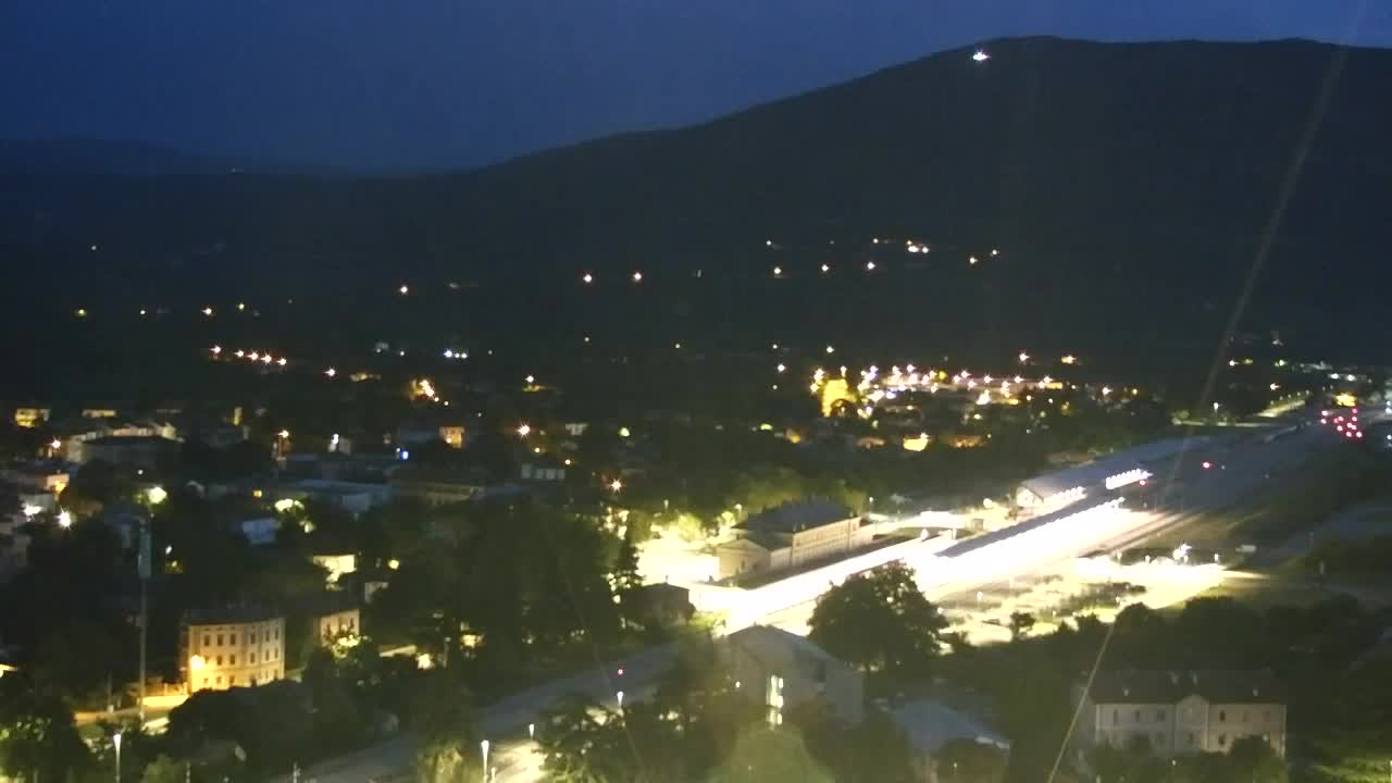 Nova Gorica i Gorica: Prekrasan Pogled iz Franjevačkog Samostana Kostanjevica