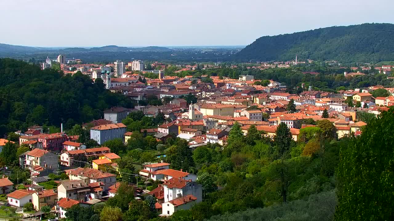 Nova Gorica y Gorizia: Impresionantes Vistas desde el Monasterio Franciscano de Kostanjevica