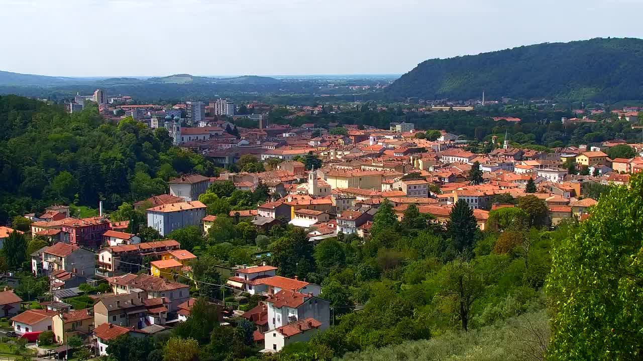 Nova Gorica y Gorizia: Impresionantes Vistas desde el Monasterio Franciscano de Kostanjevica
