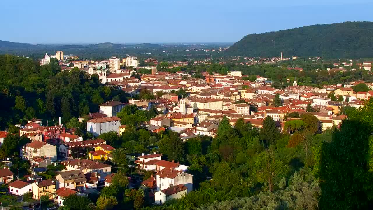 Nova Gorica et Gorizia : Vue Imprenable depuis le Monastère Franciscain de Kostanjevica