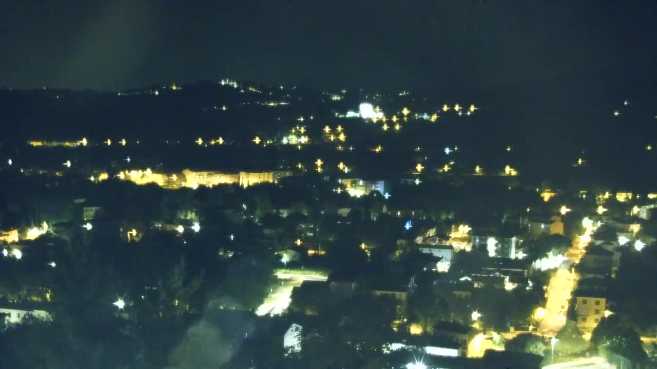 Nova Gorica e Gorizia: Panorama Mozzafiato dal Convento Francescano di Castagnevizza