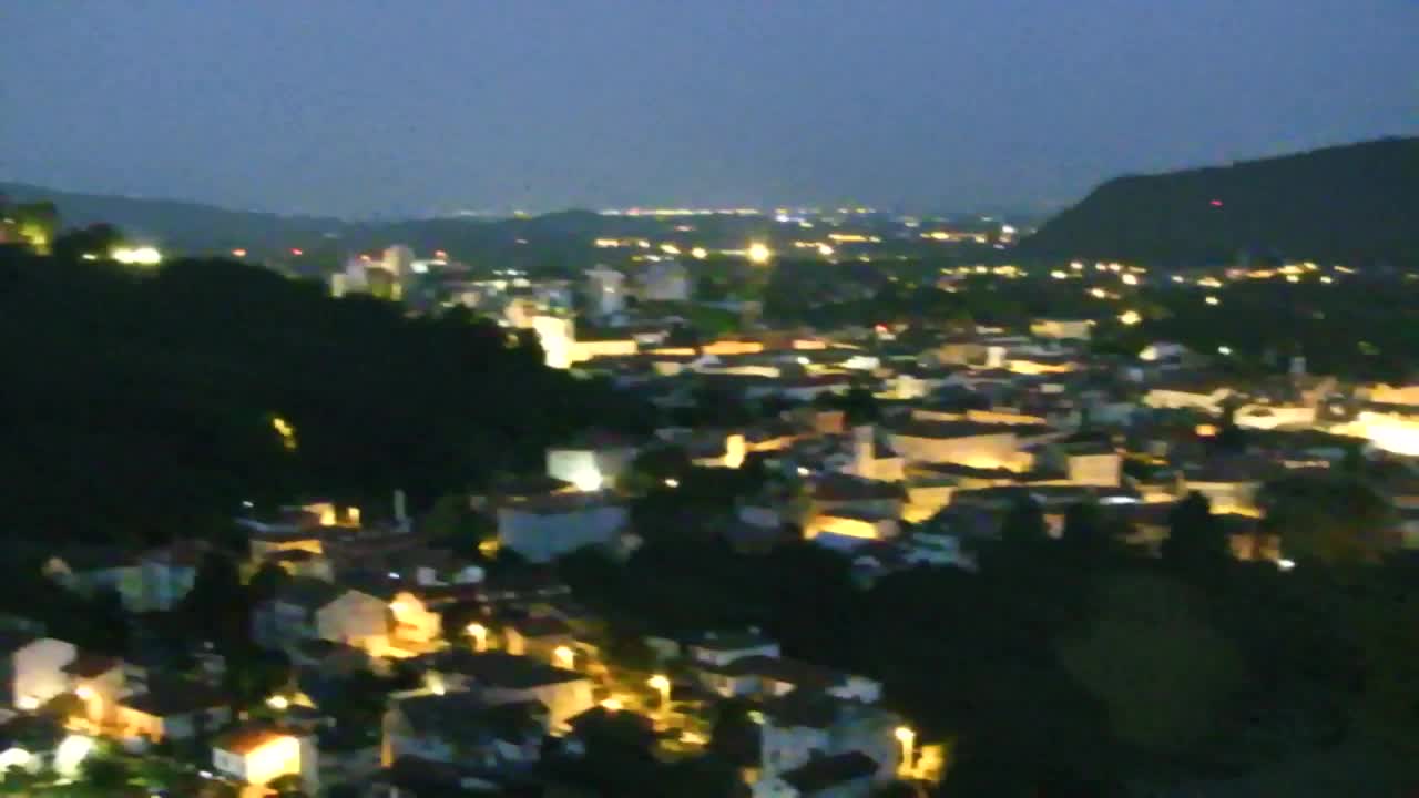 Nova Gorica y Gorizia: Impresionantes Vistas desde el Monasterio Franciscano de Kostanjevica