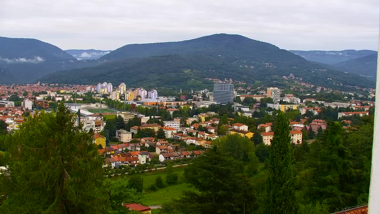 Nova Gorica i Gorica: Prekrasan Pogled iz Franjevačkog Samostana Kostanjevica
