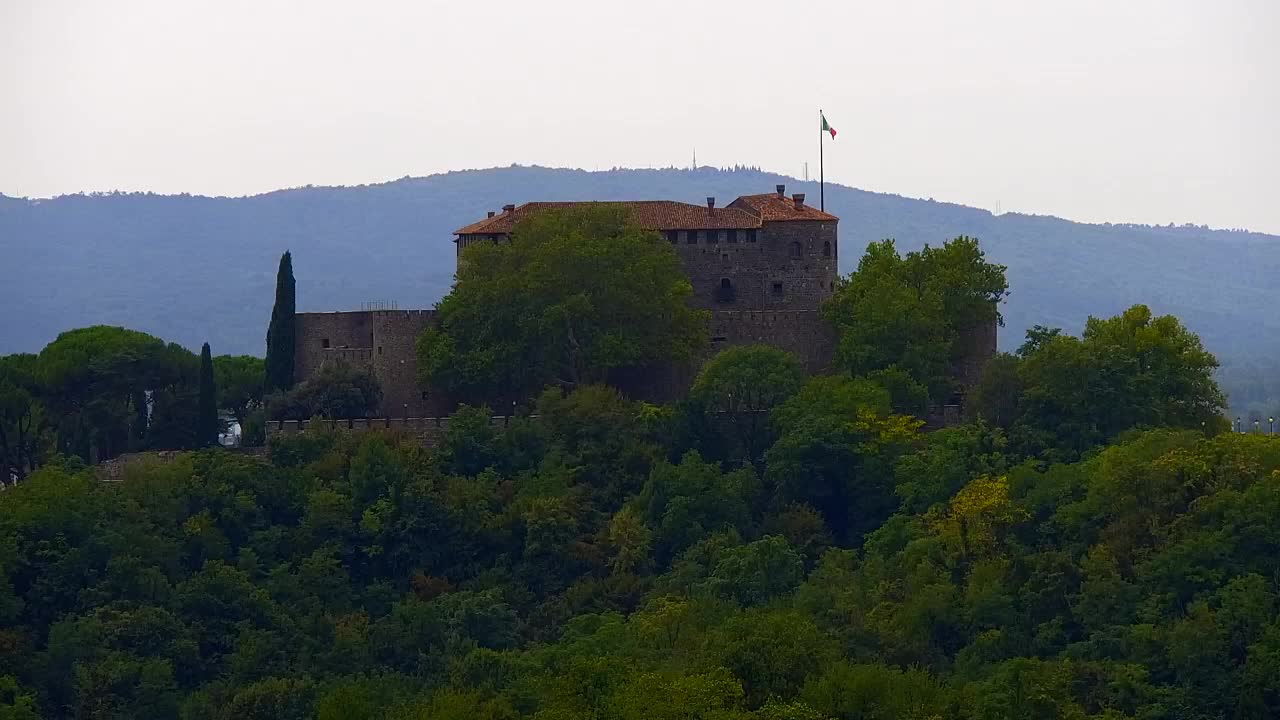 Nova Gorica und Görz: Atemberaubende Aussicht vom Franziskanerkloster Kostanjevica