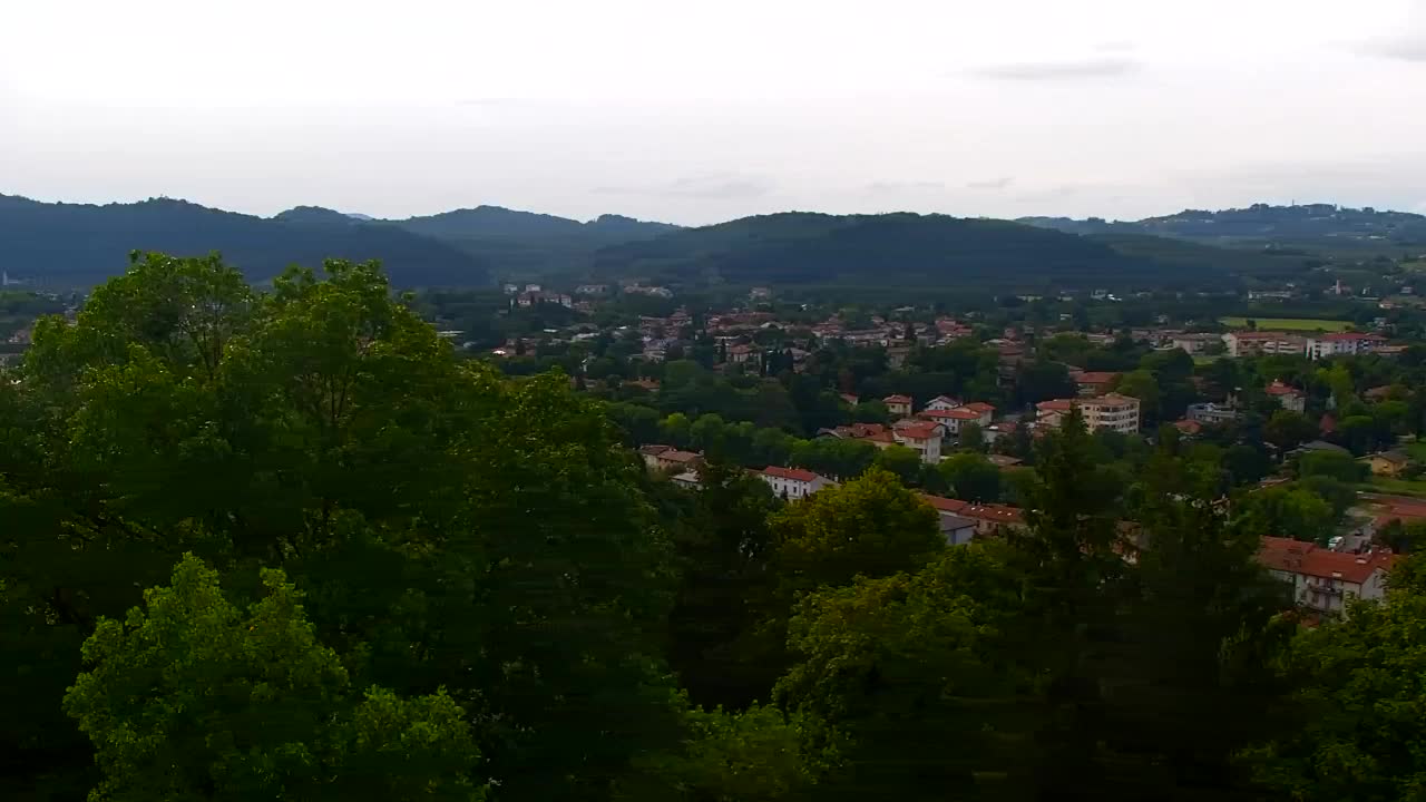 Nova Gorica i Gorica: Prekrasan Pogled iz Franjevačkog Samostana Kostanjevica