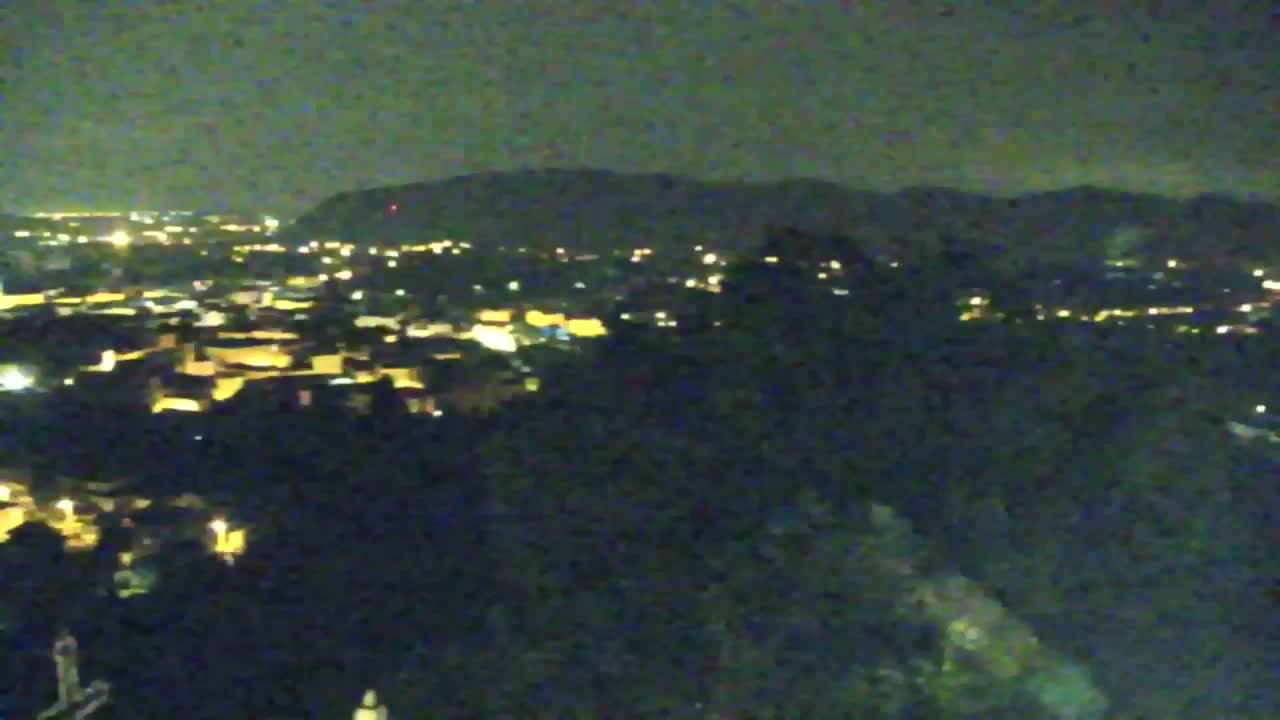 Nova Gorica e Gorizia: Panorama Mozzafiato dal Convento Francescano di Castagnevizza