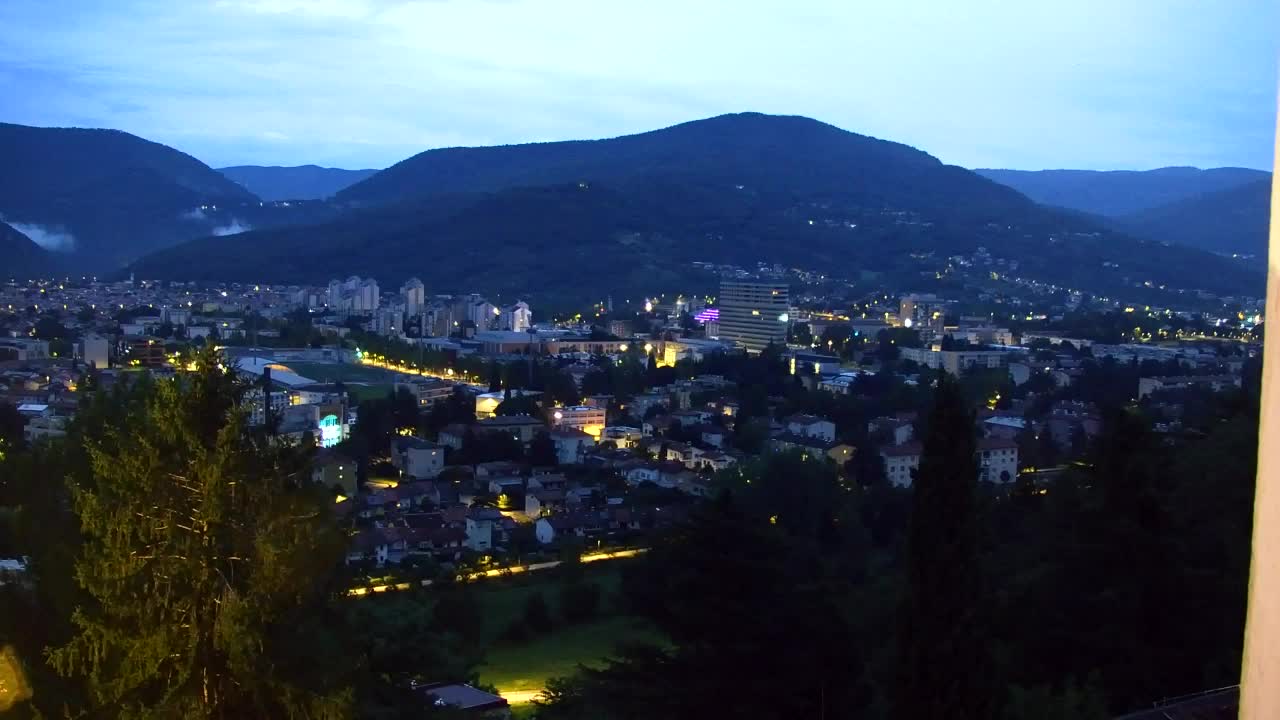 Nova Gorica y Gorizia: Impresionantes Vistas desde el Monasterio Franciscano de Kostanjevica