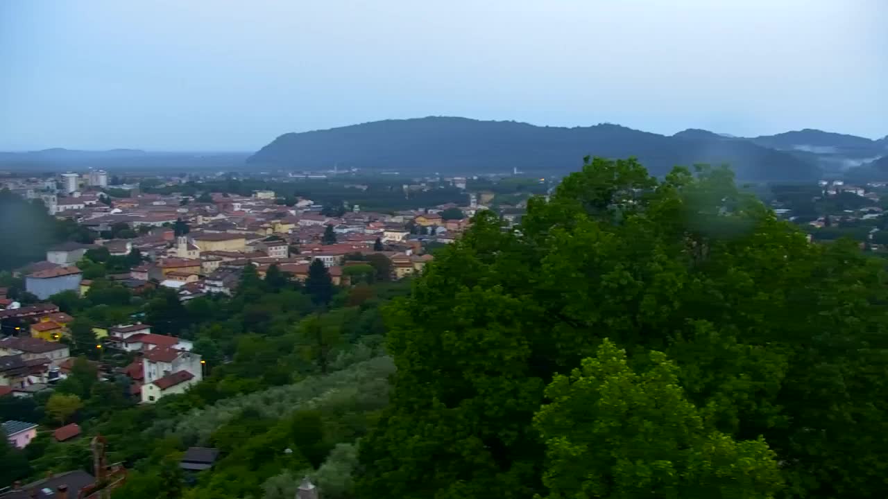 Nova Gorica und Görz: Atemberaubende Aussicht vom Franziskanerkloster Kostanjevica
