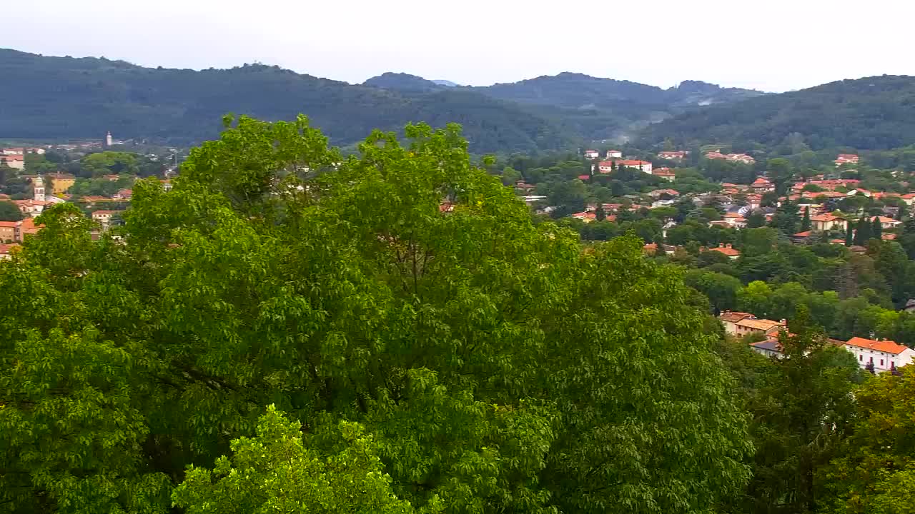 Nova Gorica e Gorizia: Panorama Mozzafiato dal Convento Francescano di Castagnevizza