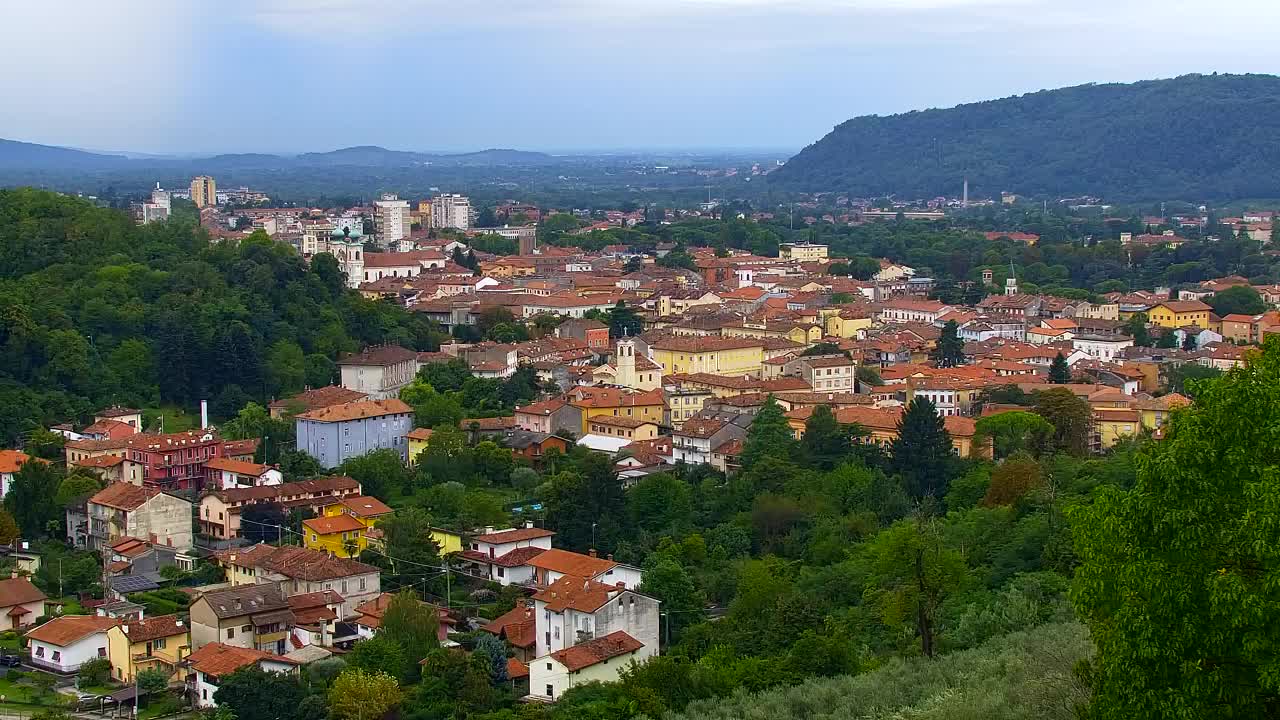 Nova Gorica y Gorizia: Impresionantes Vistas desde el Monasterio Franciscano de Kostanjevica