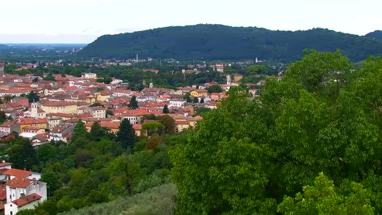 Nova Gorica und Görz: Atemberaubende Aussicht vom Franziskanerkloster Kostanjevica