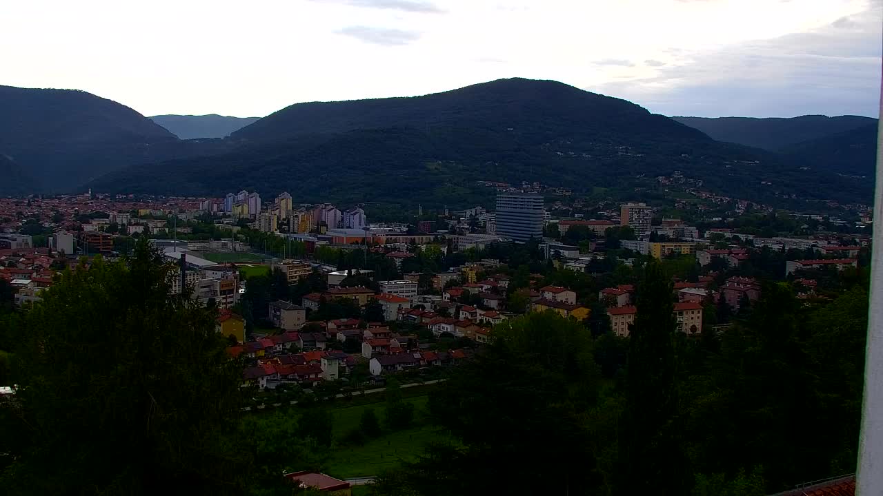 Nova Gorica und Görz: Atemberaubende Aussicht vom Franziskanerkloster Kostanjevica