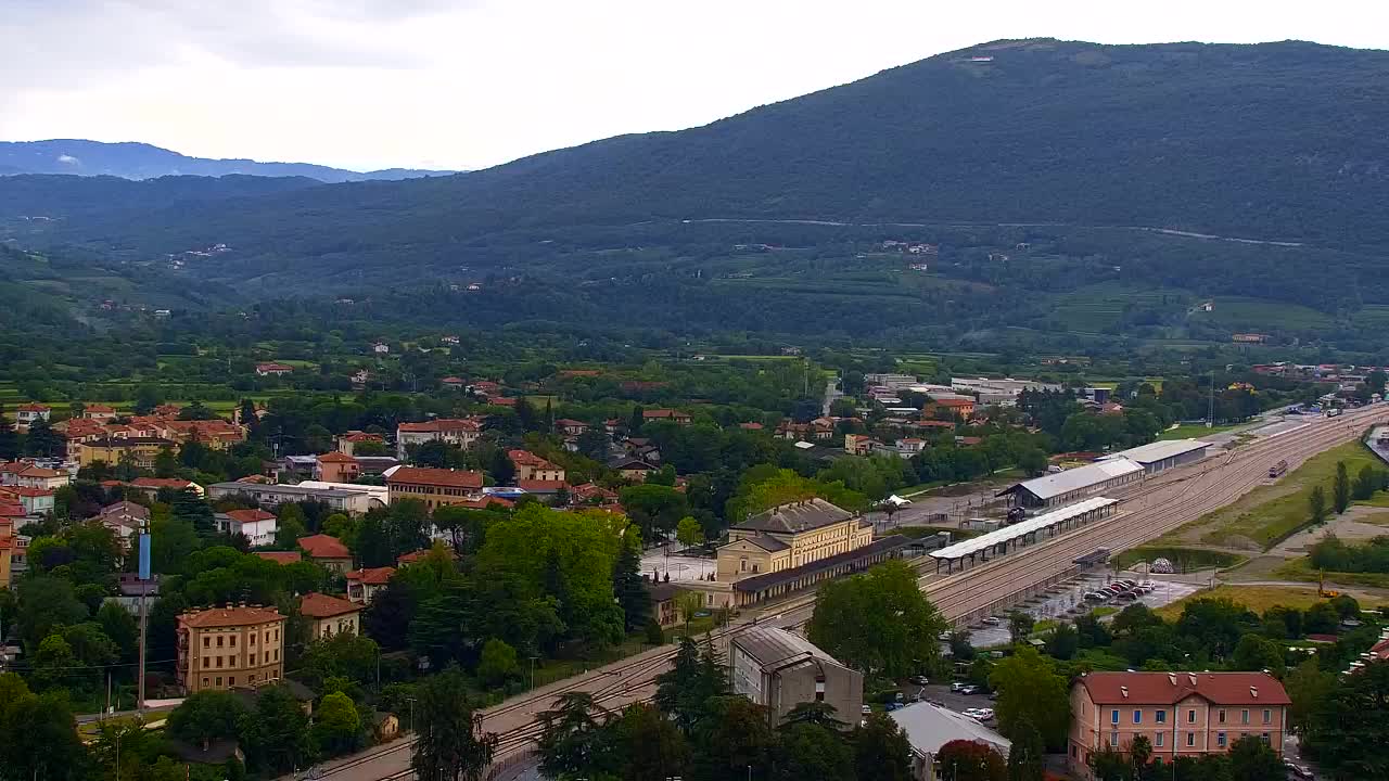 Nova Gorica und Görz: Atemberaubende Aussicht vom Franziskanerkloster Kostanjevica