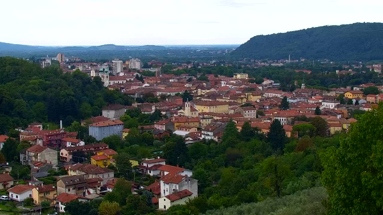 Nova Gorica y Gorizia: Impresionantes Vistas desde el Monasterio Franciscano de Kostanjevica