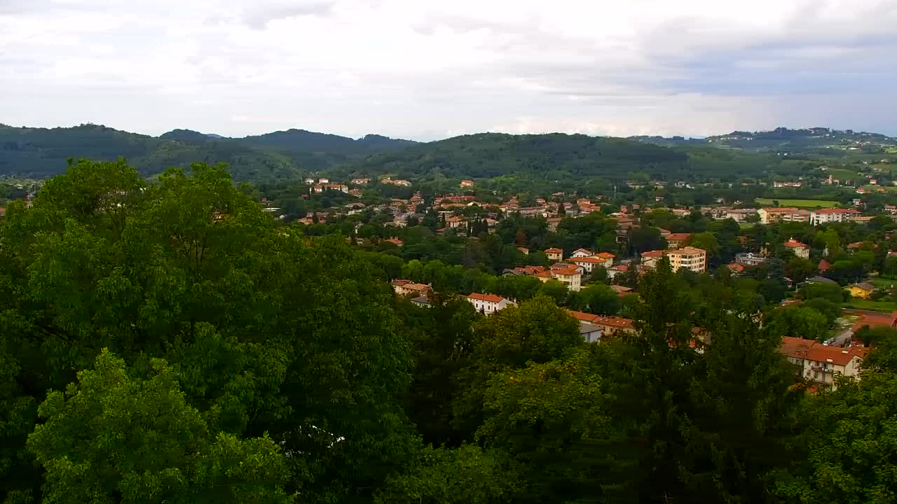 Nova Gorica y Gorizia: Impresionantes Vistas desde el Monasterio Franciscano de Kostanjevica