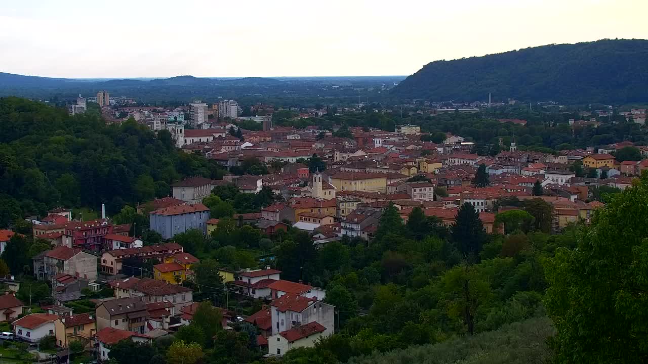 Nova Gorica und Görz: Atemberaubende Aussicht vom Franziskanerkloster Kostanjevica