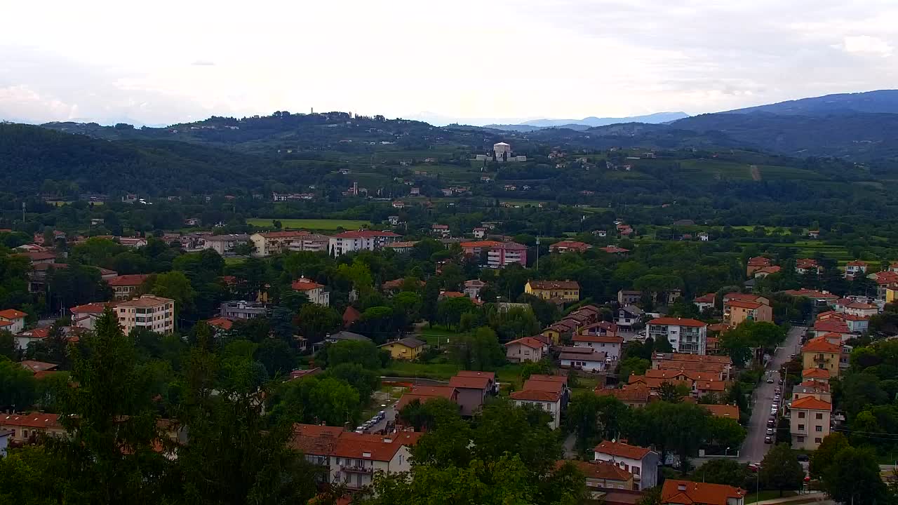 Nova Gorica et Gorizia : Vue Imprenable depuis le Monastère Franciscain de Kostanjevica