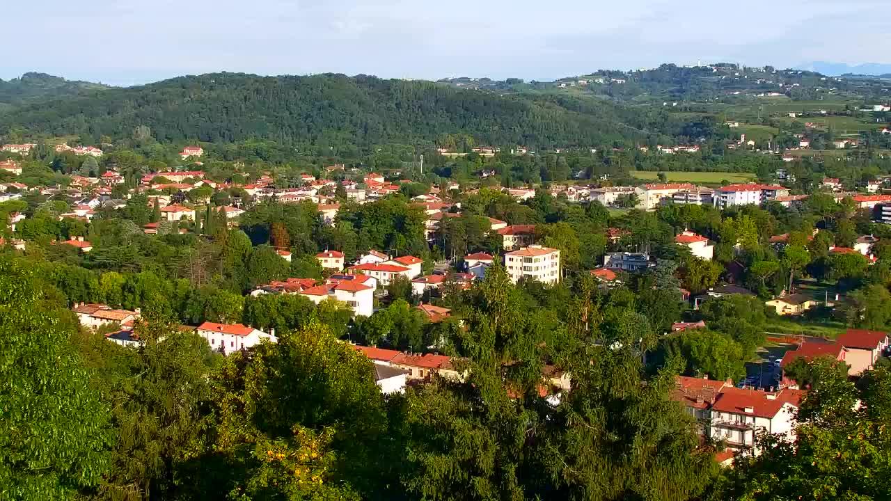 Nova Gorica i Gorica: Prekrasan Pogled iz Franjevačkog Samostana Kostanjevica