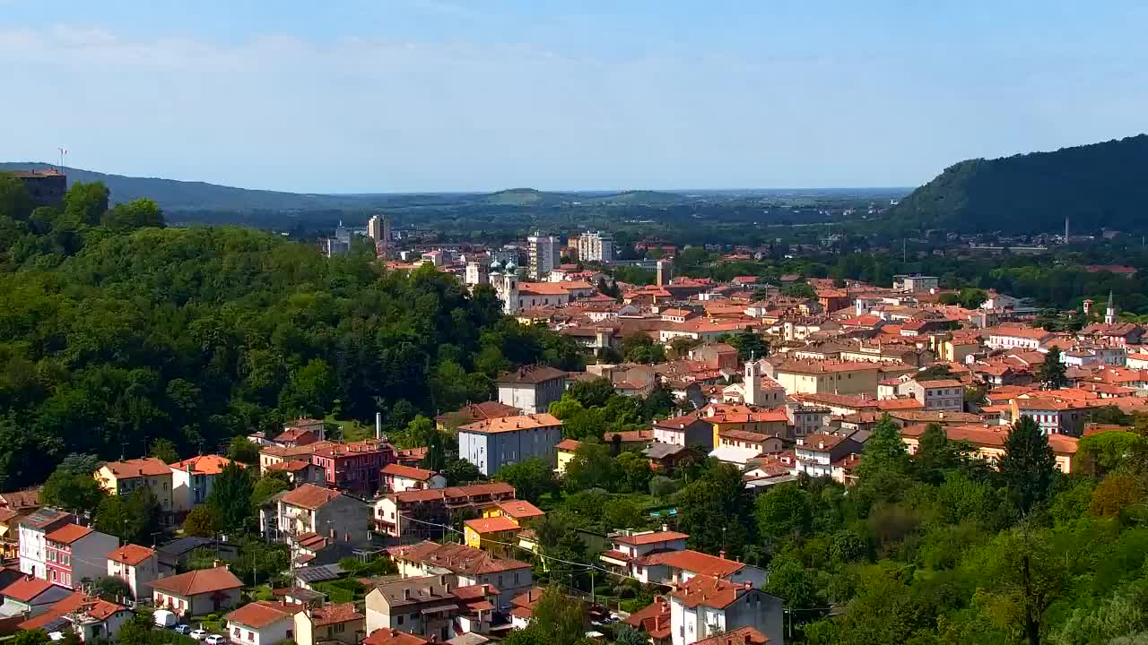 Nova Gorica y Gorizia: Impresionantes Vistas desde el Monasterio Franciscano de Kostanjevica