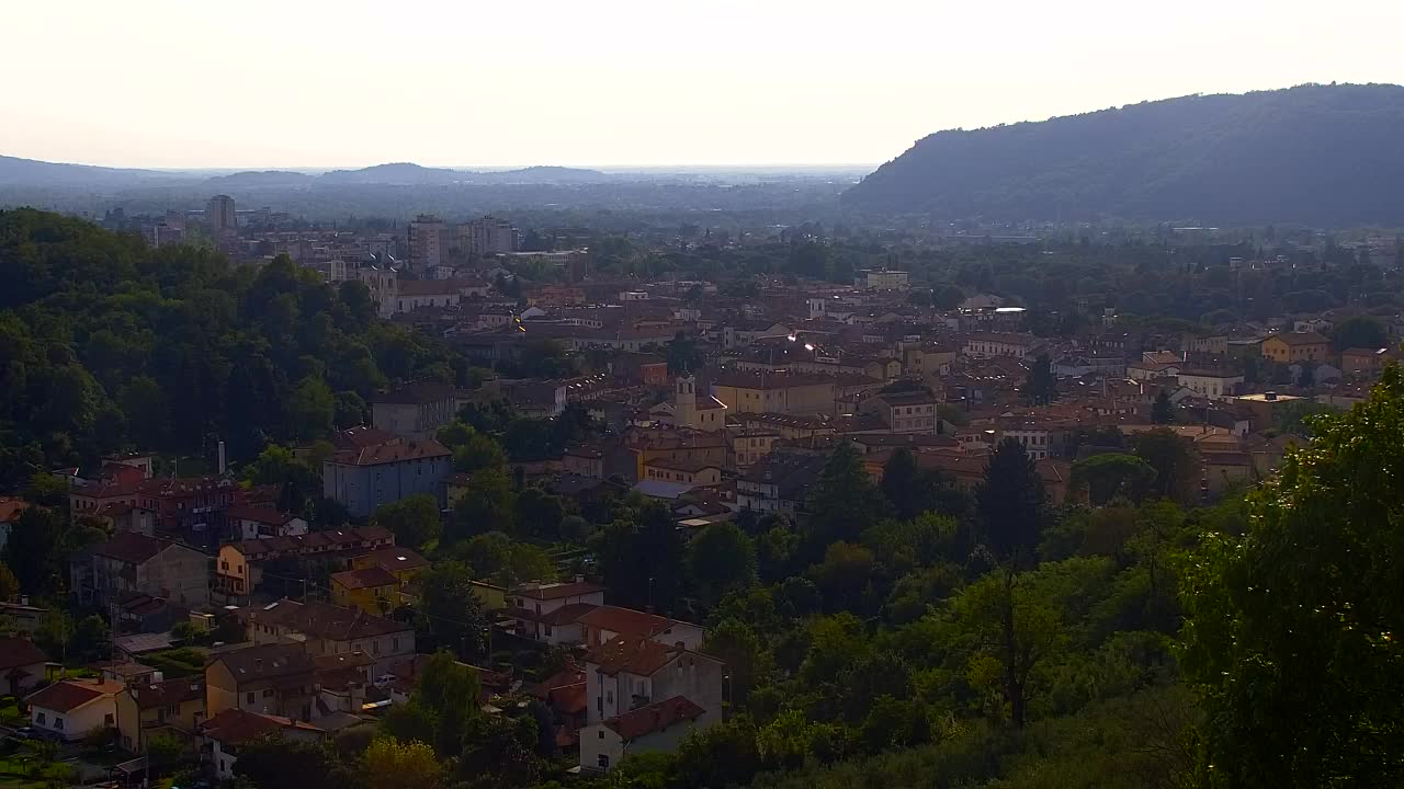 Nova Gorica und Görz: Atemberaubende Aussicht vom Franziskanerkloster Kostanjevica