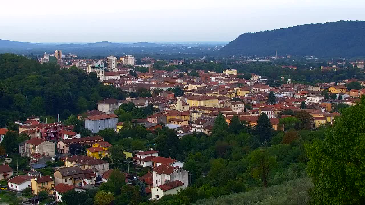Nova Gorica i Gorica: Prekrasan Pogled iz Franjevačkog Samostana Kostanjevica