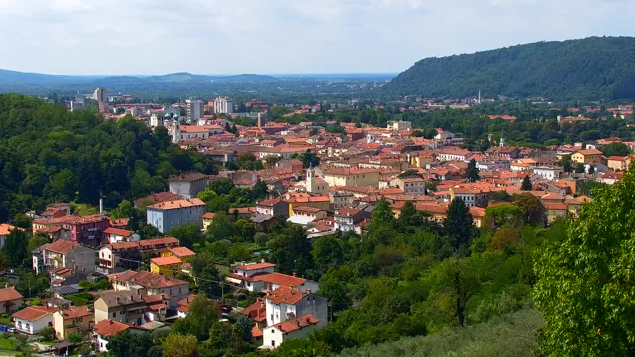Nova Gorica i Gorica: Prekrasan Pogled iz Franjevačkog Samostana Kostanjevica