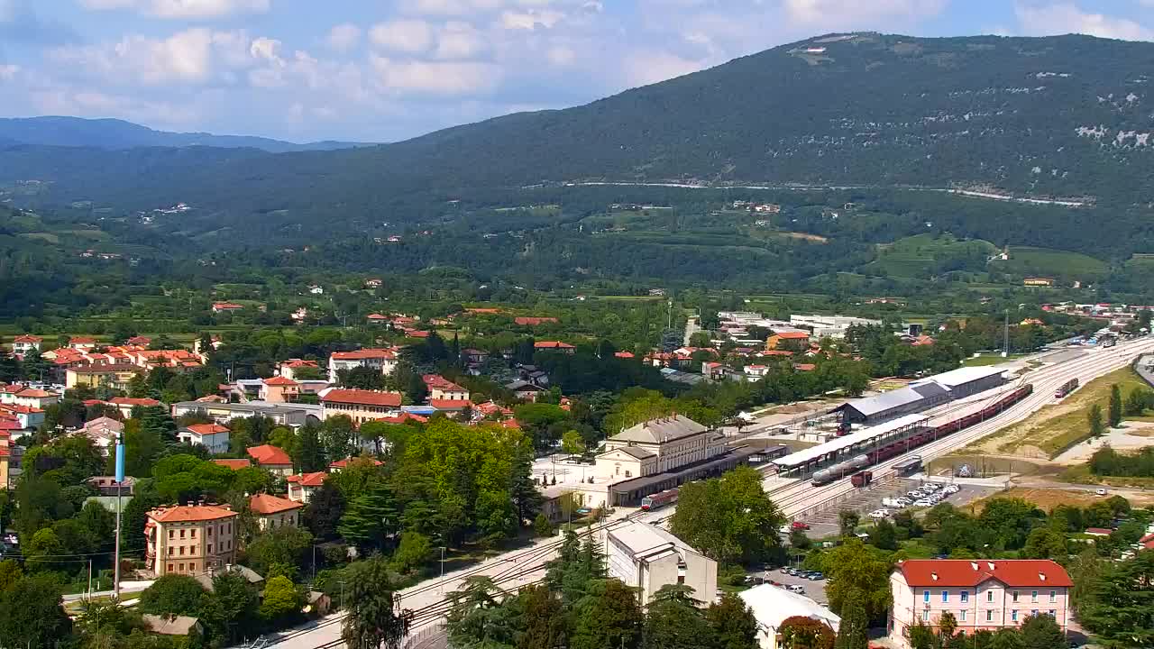 Nova Gorica y Gorizia: Impresionantes Vistas desde el Monasterio Franciscano de Kostanjevica