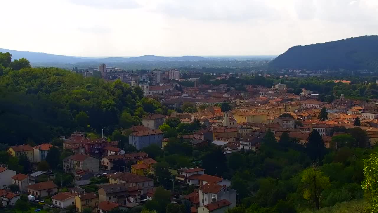 Nova Gorica i Gorica: Prekrasan Pogled iz Franjevačkog Samostana Kostanjevica
