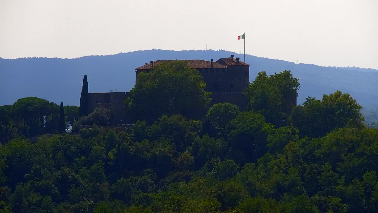 Nova Gorica y Gorizia: Impresionantes Vistas desde el Monasterio Franciscano de Kostanjevica