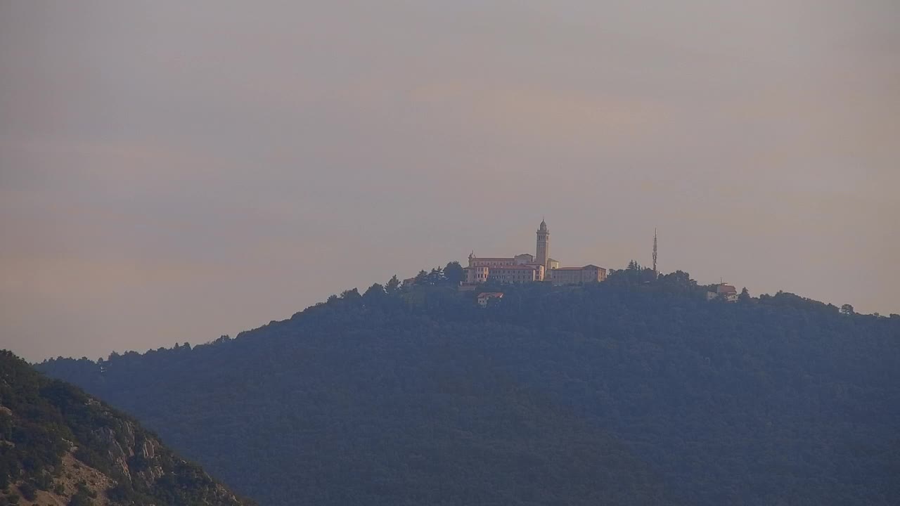 Nova Gorica y Gorizia: Impresionantes Vistas desde el Monasterio Franciscano de Kostanjevica