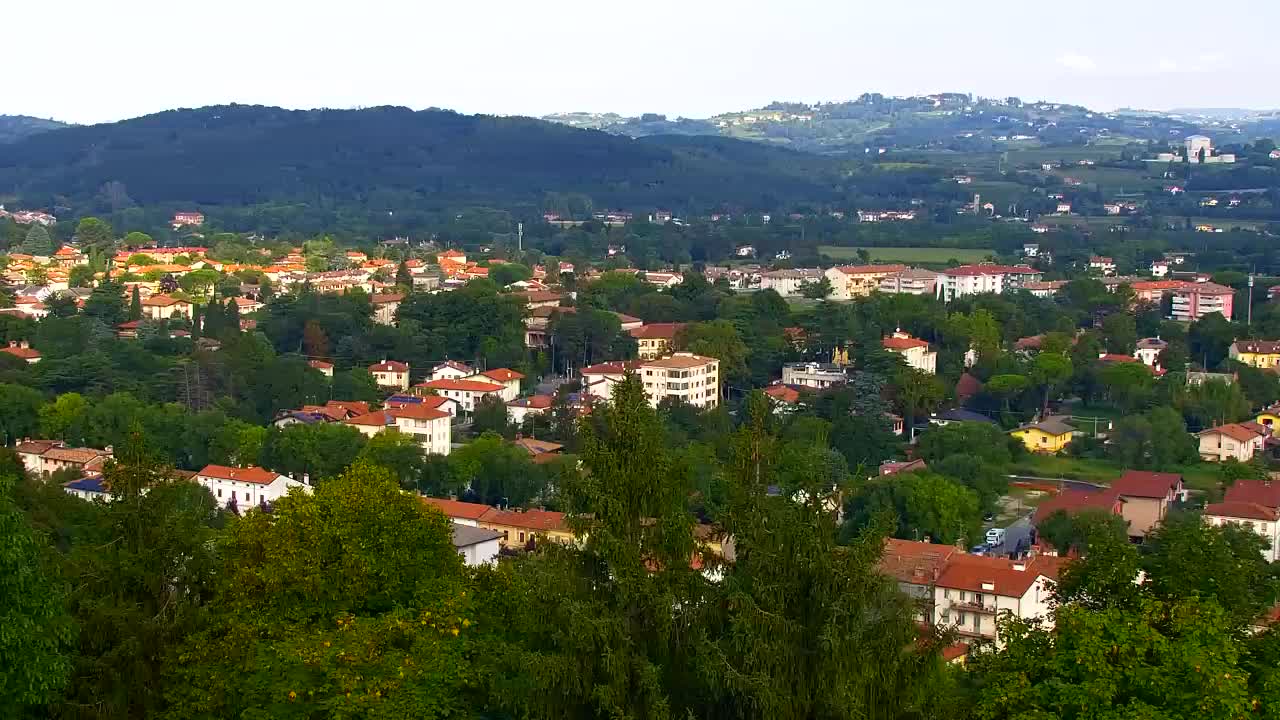 Nova Gorica i Gorica: Prekrasan Pogled iz Franjevačkog Samostana Kostanjevica
