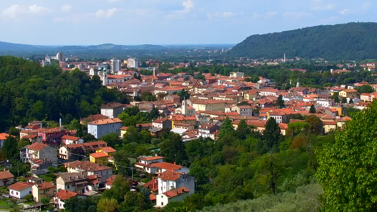 Nova Gorica e Gorizia: Panorama Mozzafiato dal Convento Francescano di Castagnevizza